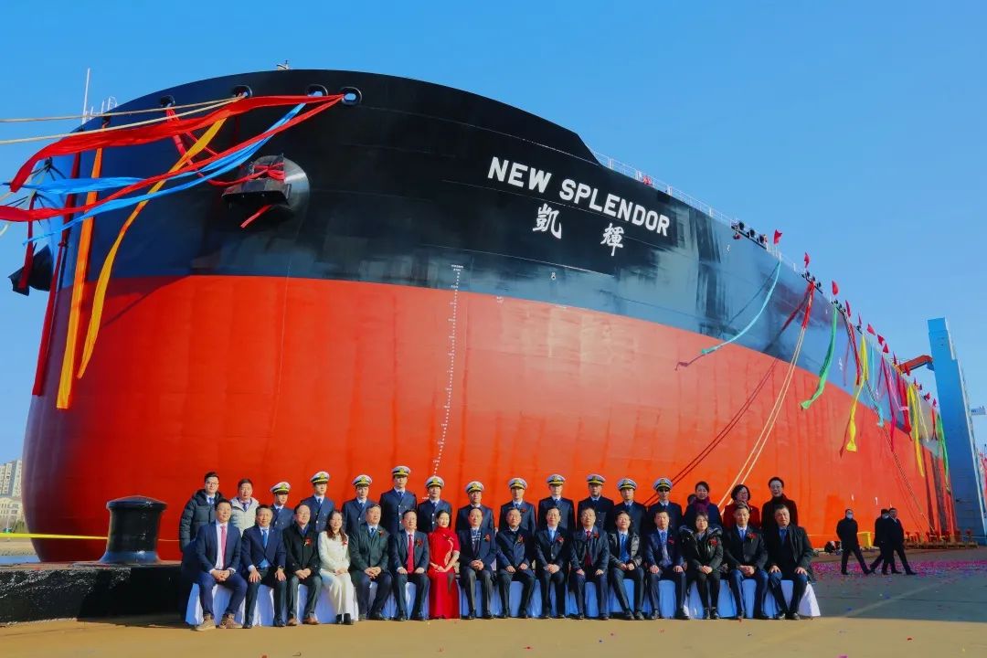 【喜讯】新突破！应用气层减阻系统的首艘超大型VLCC油轮命名并交付